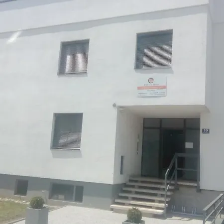 保罗之家公寓式酒店 * 克拉根福